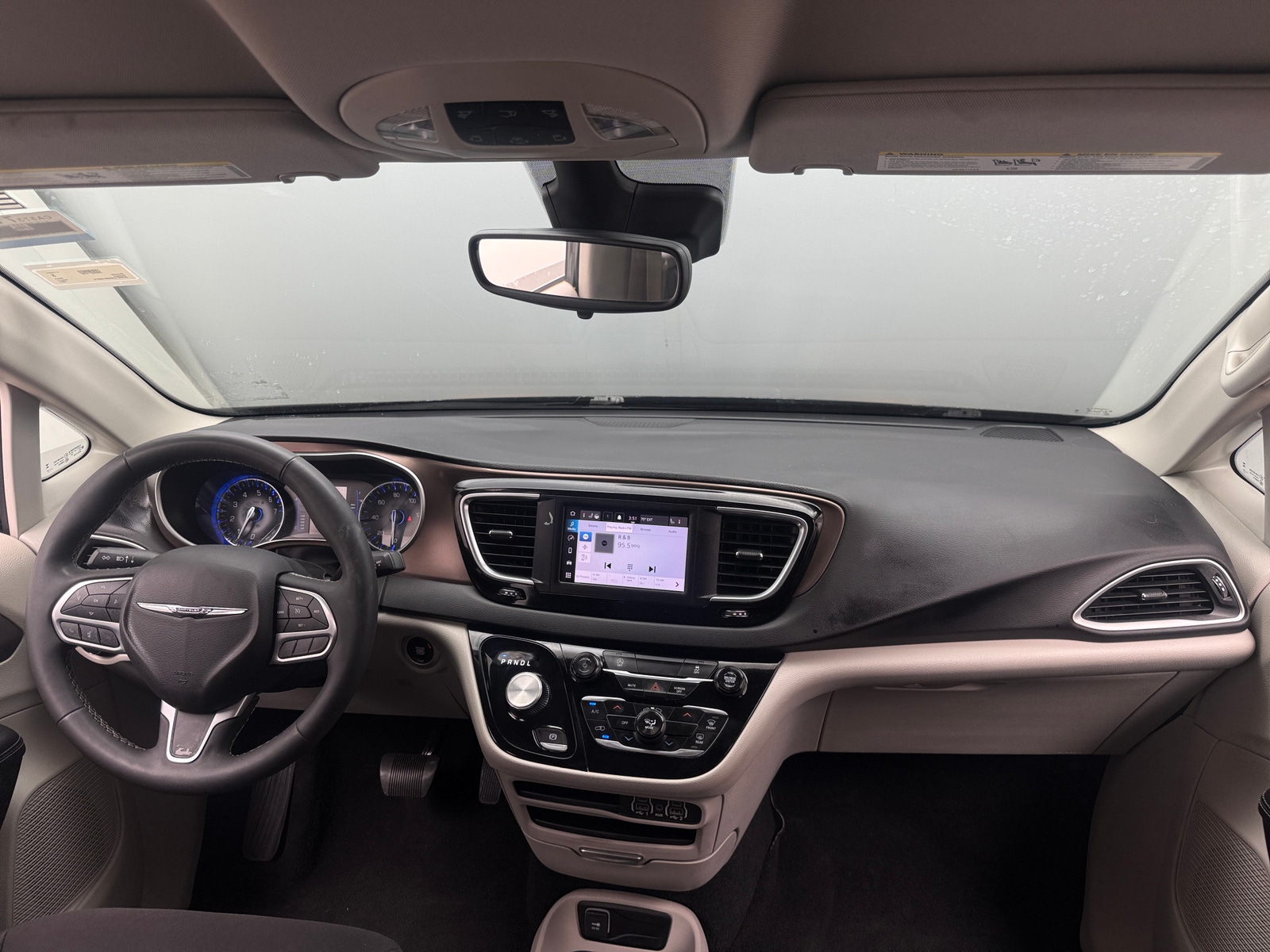 Thumbnail: 2024 Chrysler Voyager - 3