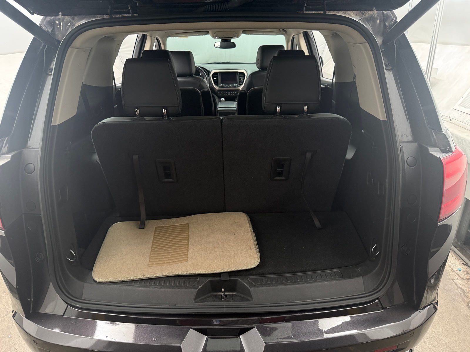 Thumbnail: 2017 GMC Acadia - 6
