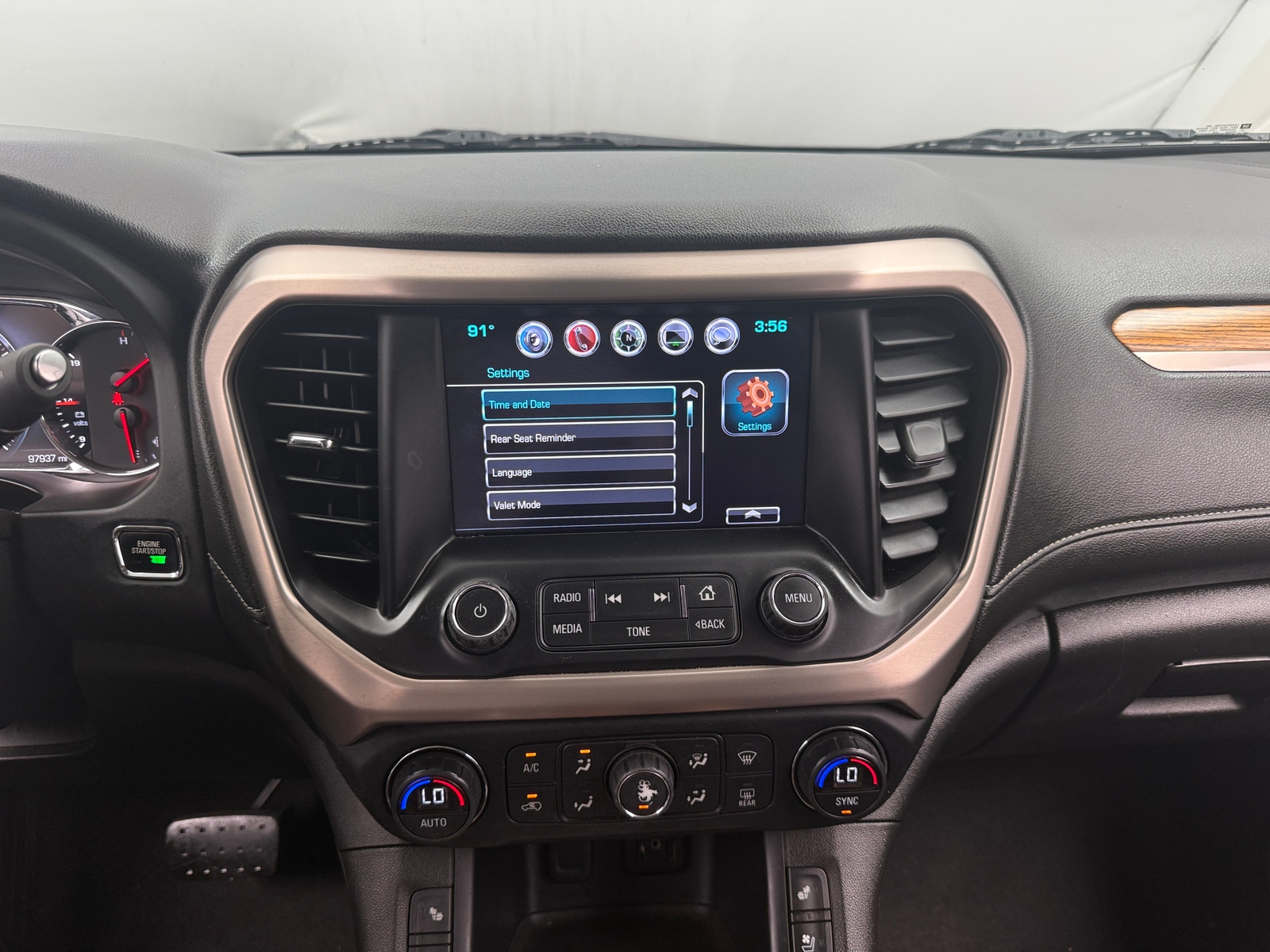 Thumbnail: 2017 GMC Acadia - 3