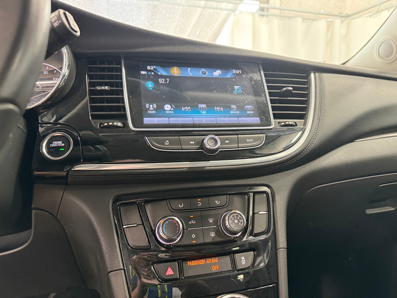 Thumbnail: 2020 Buick Encore - 3