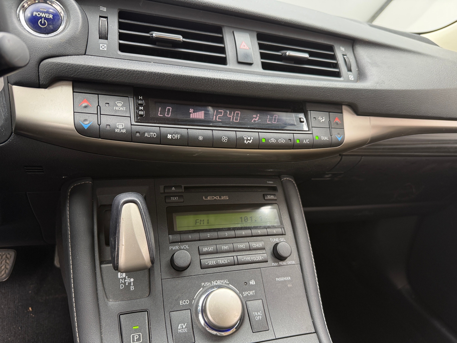 Thumbnail: 2014 Lexus CT - 3