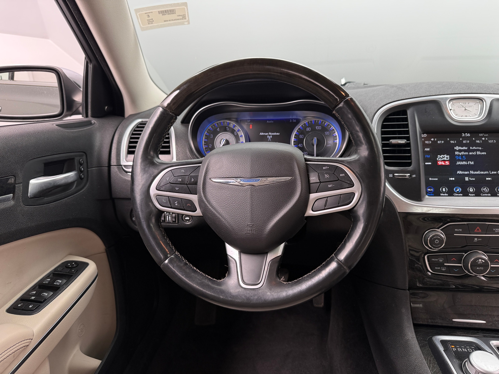 Thumbnail: 2018 Chrysler 300 - 4