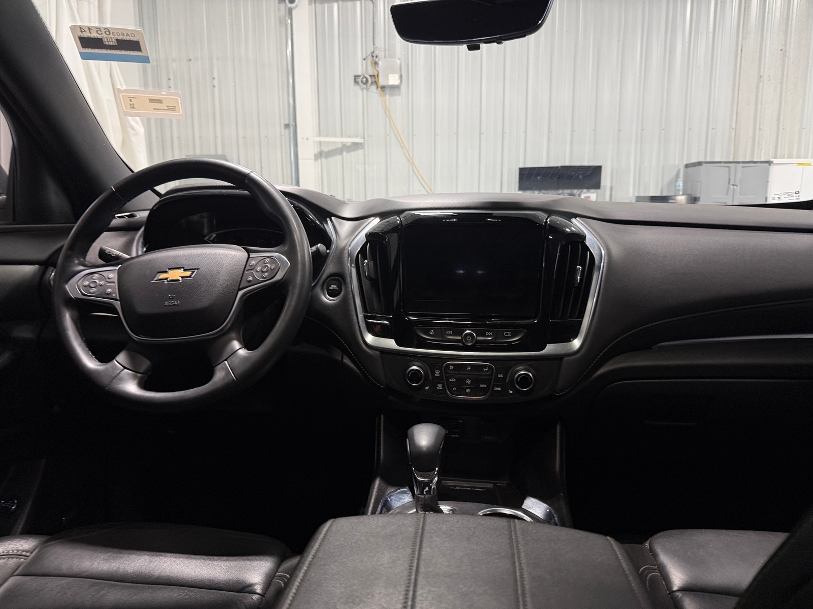 Thumbnail: 2023 Chevrolet Traverse - 2