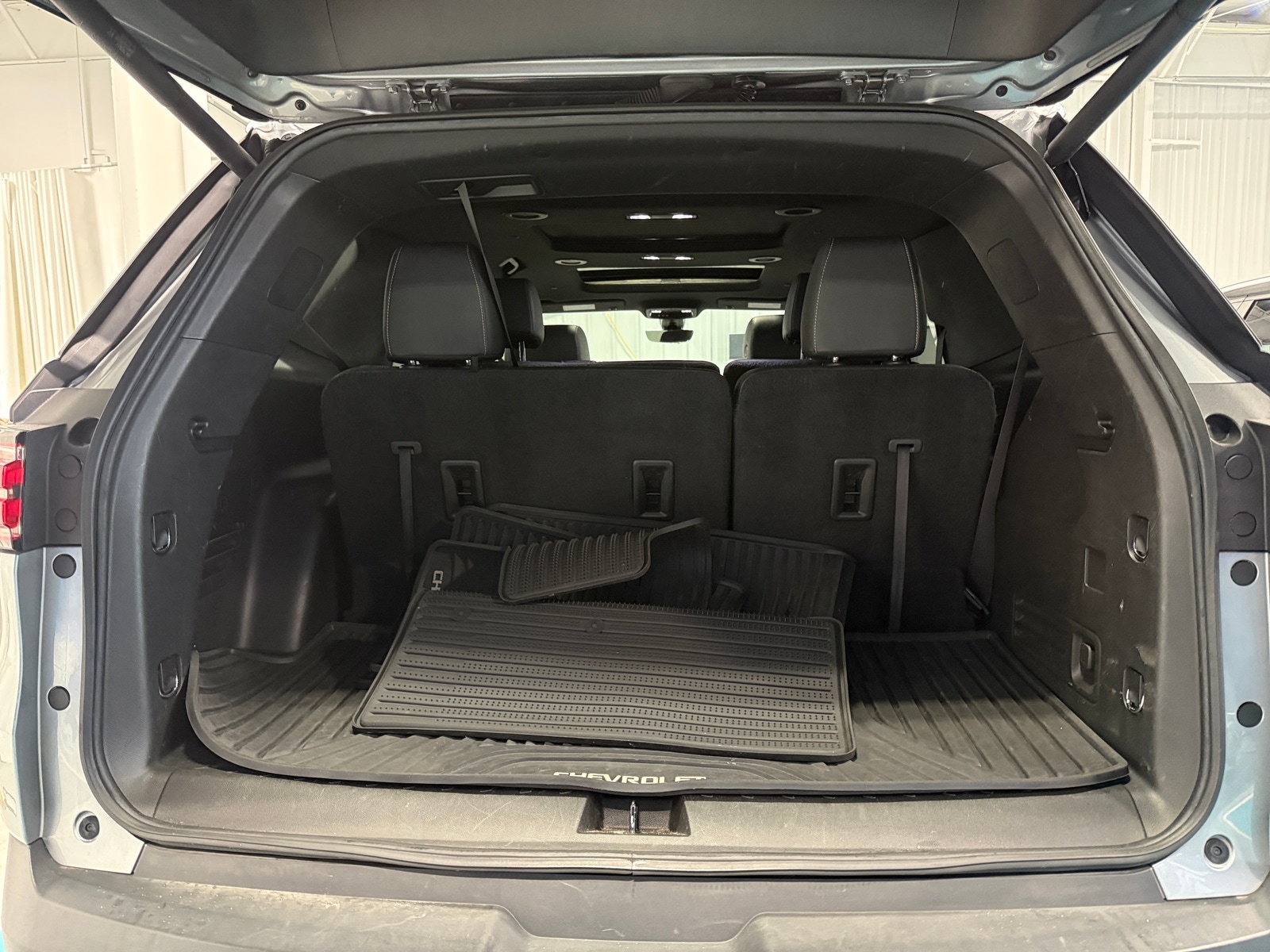 Thumbnail: 2023 Chevrolet Traverse - 6