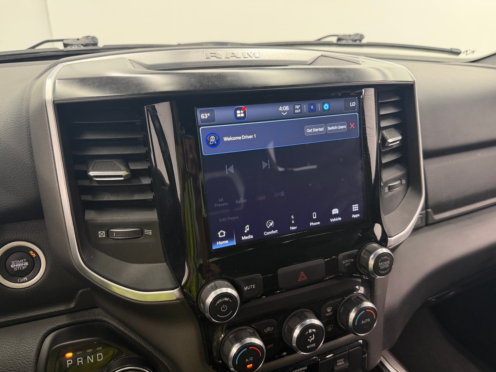 Thumbnail: 2022 RAM 1500 - 4
