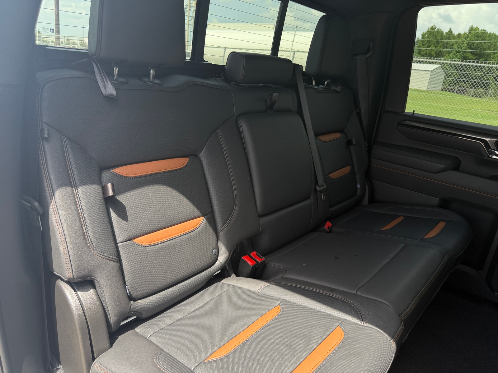 Thumbnail: 2025 GMC Sierra 2500 - 5
