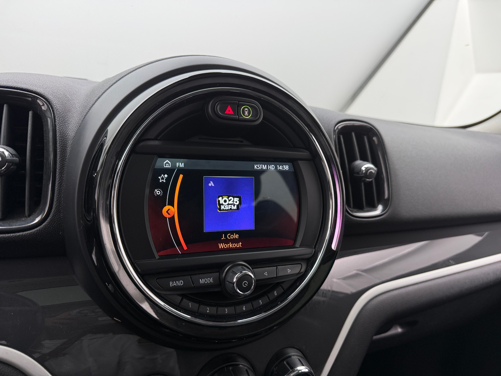 Thumbnail: 2019 MINI Cooper Countryman - 3