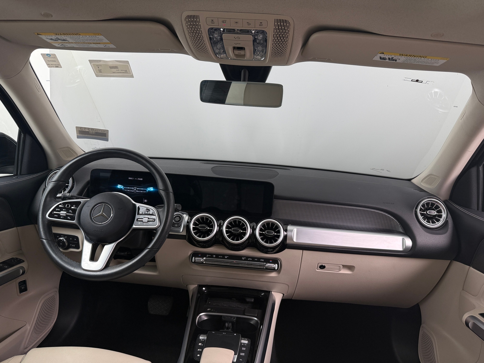 Thumbnail: 2022 Mercedes-Benz GLB - 2