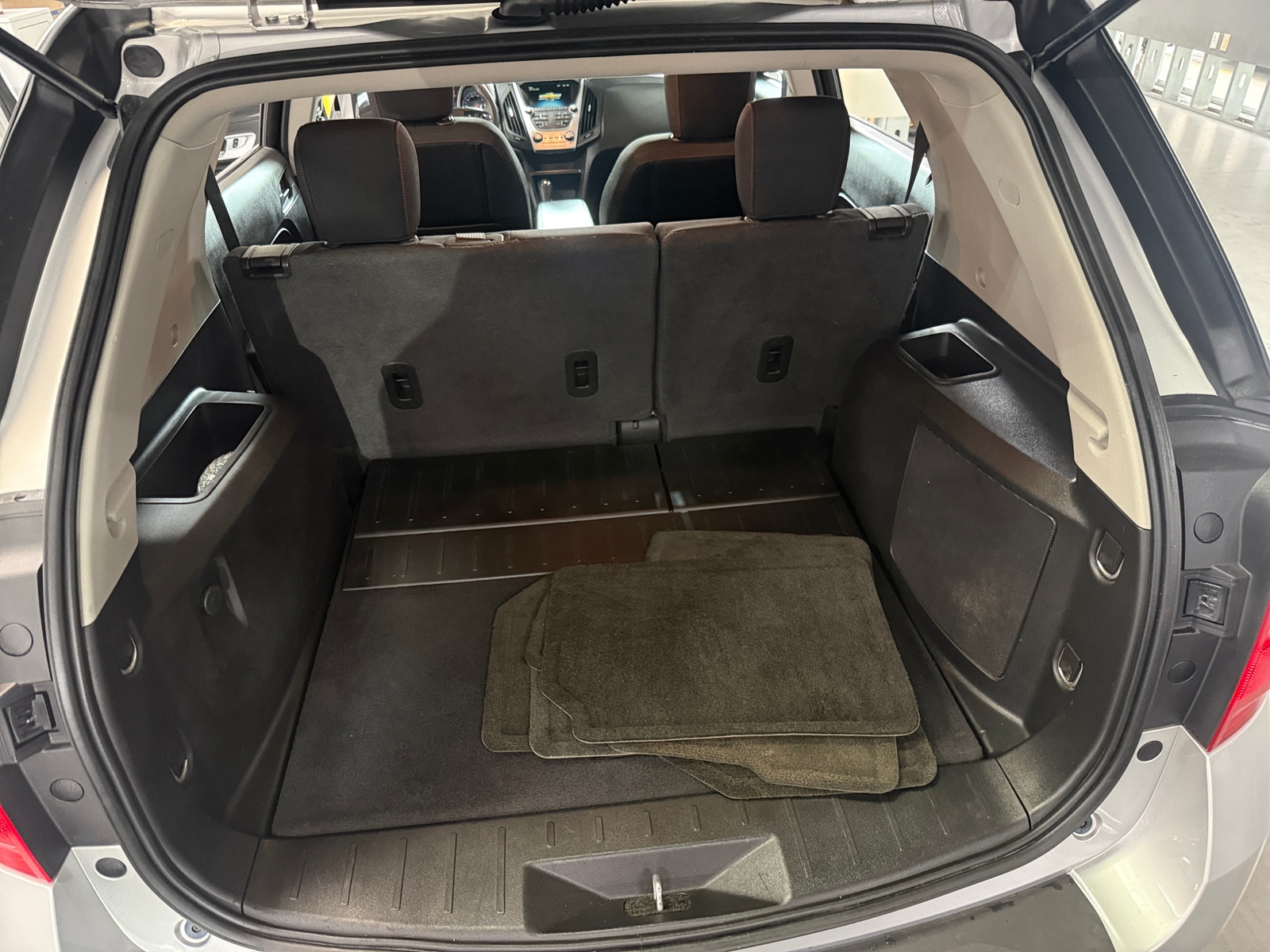 Thumbnail: 2017 Chevrolet Equinox - 7
