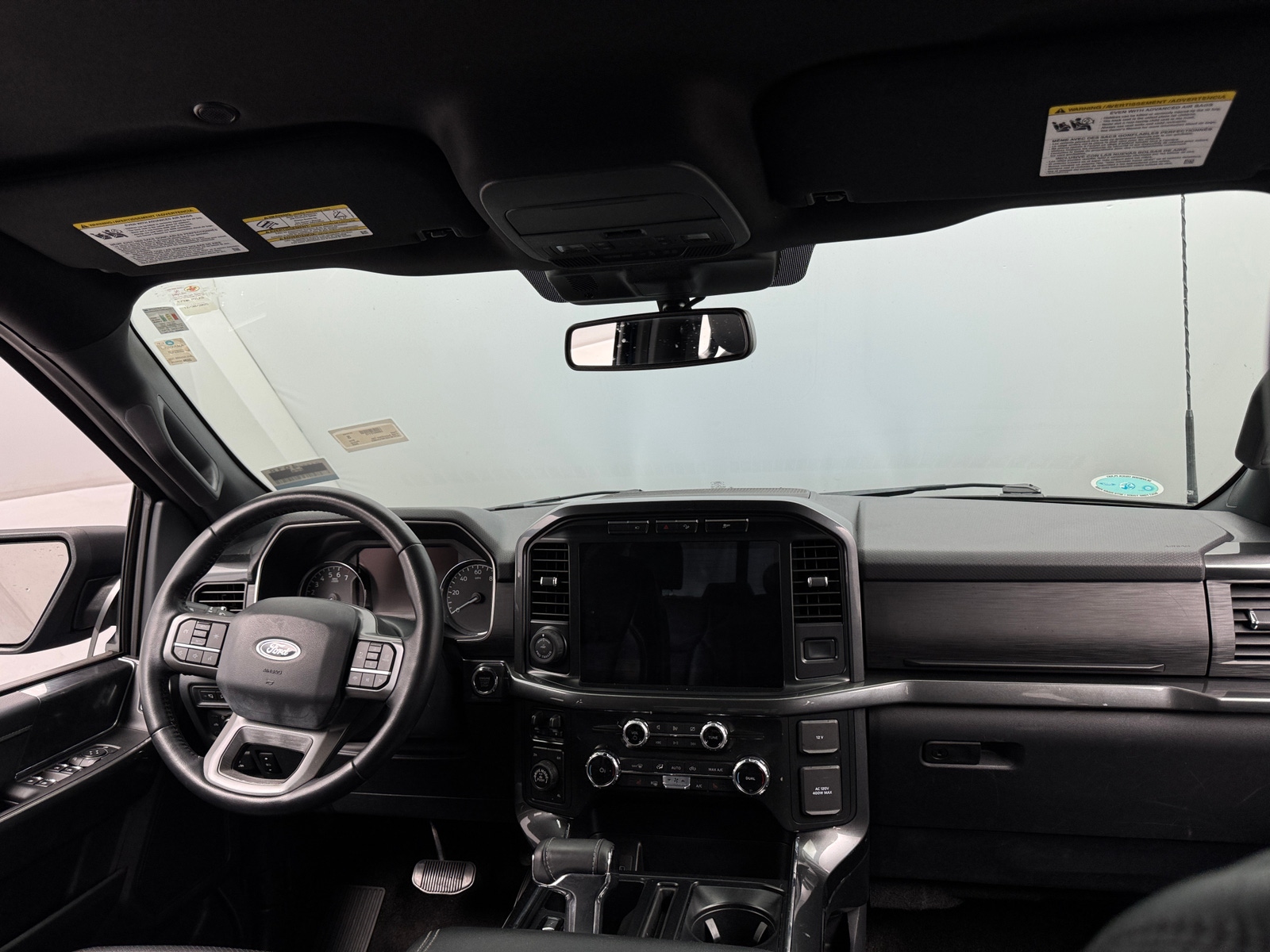 Thumbnail: 2022 Ford Econoline - 3