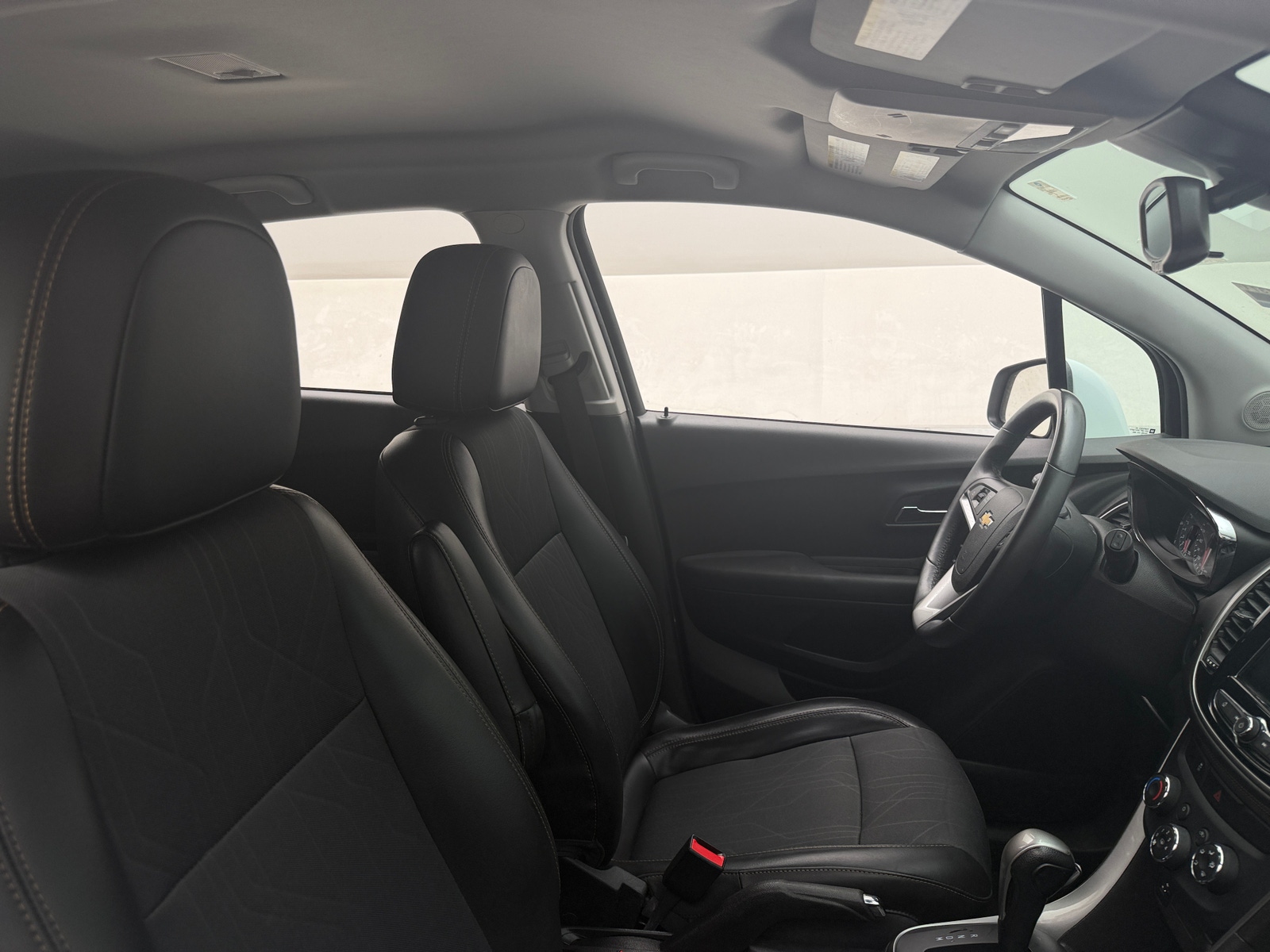 Thumbnail: 2018 Chevrolet Trax - 2