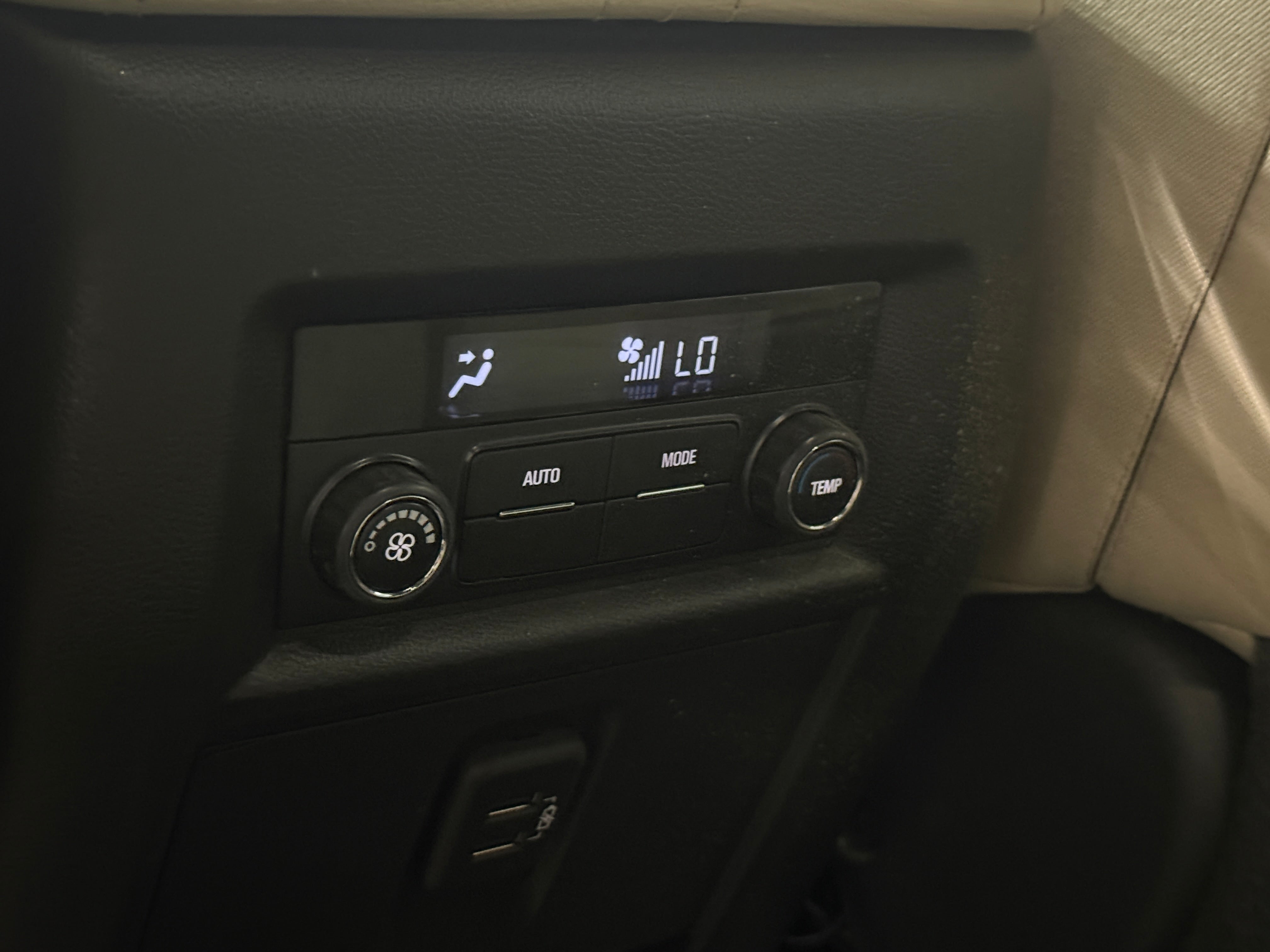 1GNERFKW2PJ120572