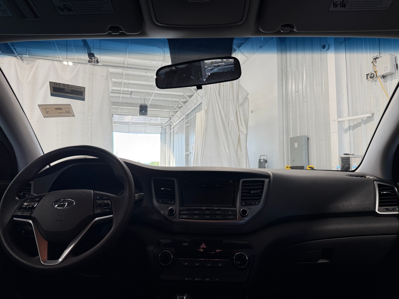 Thumbnail: 2017 Hyundai Tucson - 3