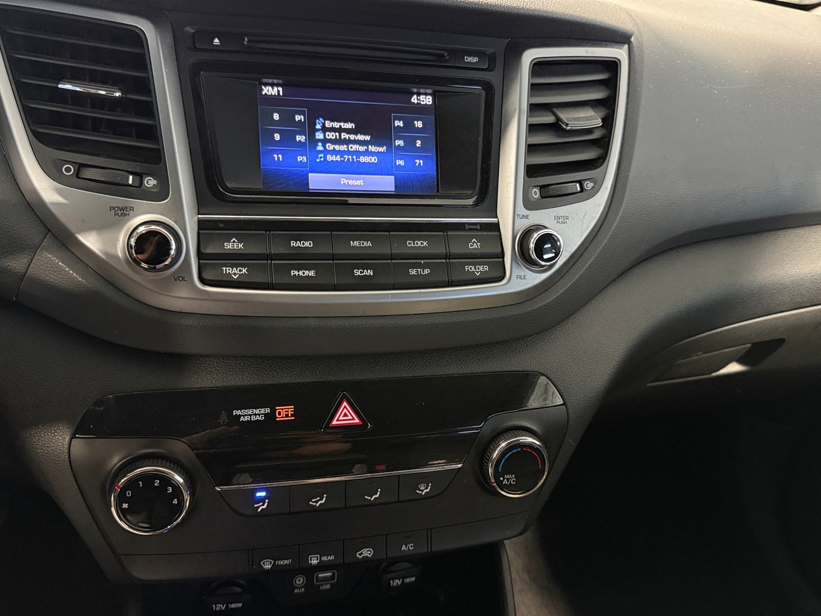 Thumbnail: 2017 Hyundai Tucson - 4