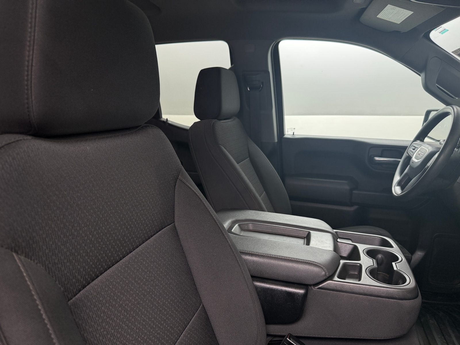 Thumbnail: 2023 GMC Sierra 1500 - 2