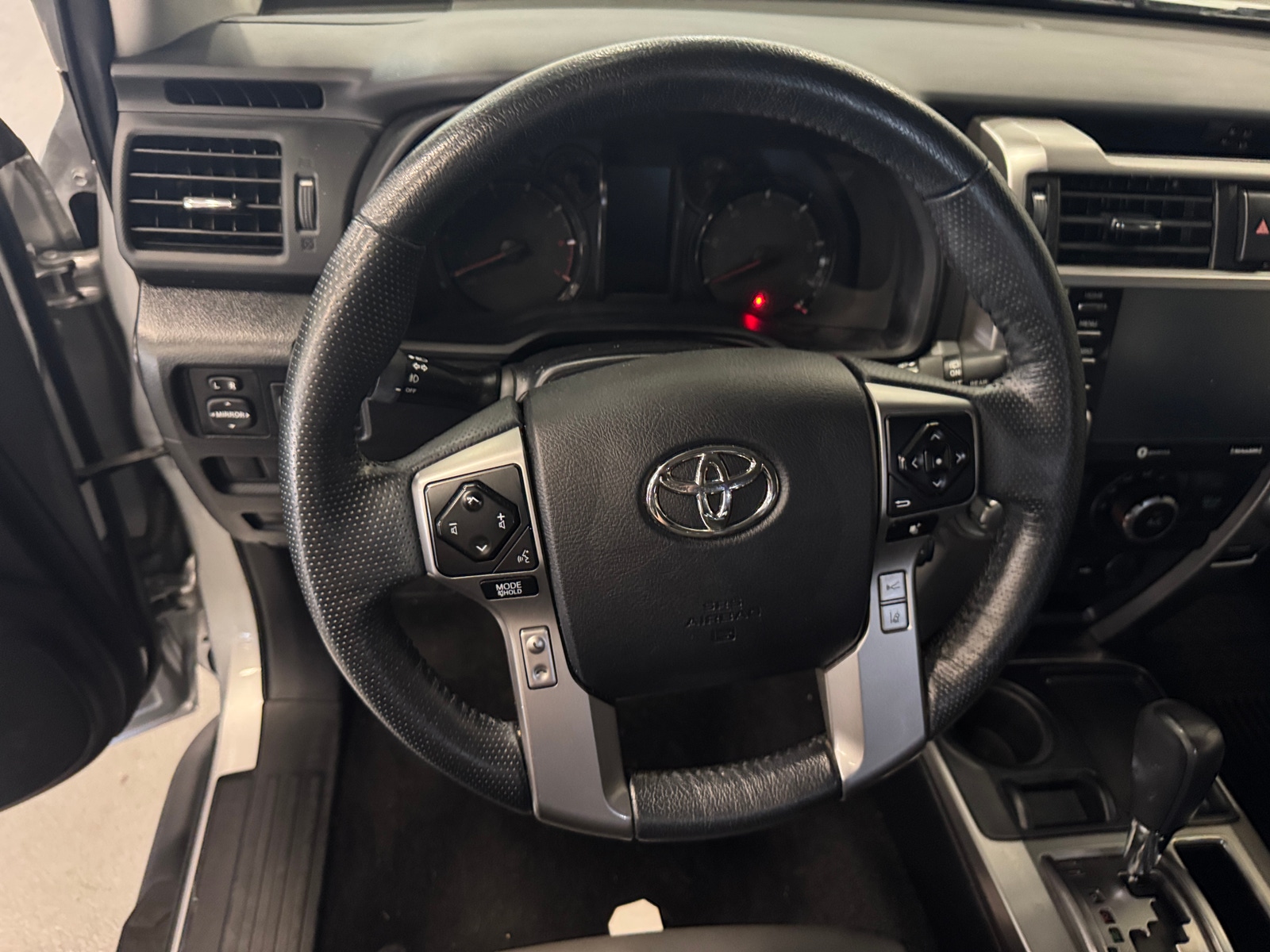 Thumbnail: 2023 Toyota 4Runner - 4