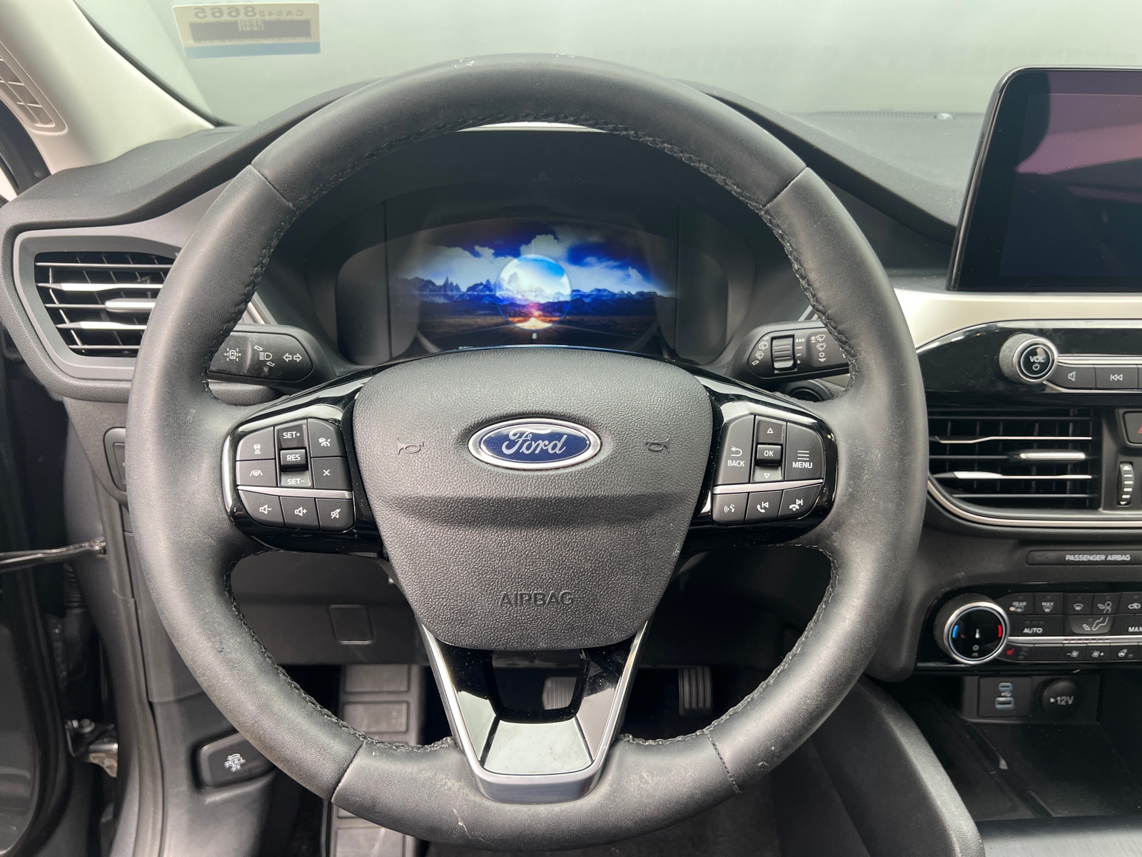 Thumbnail: 2022 Ford Escape - 4