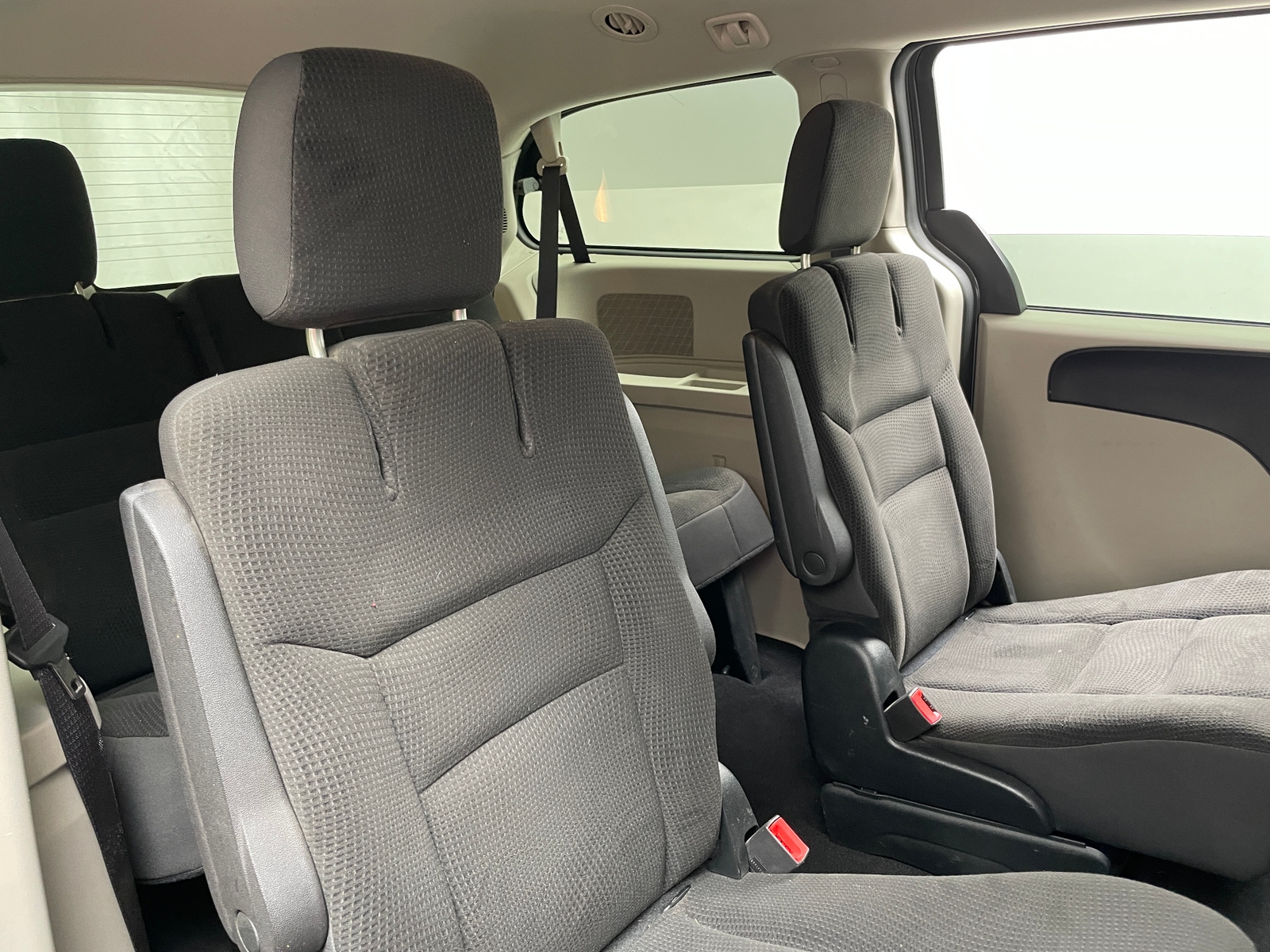 Thumbnail: 2018 Dodge Grand Caravan - 6