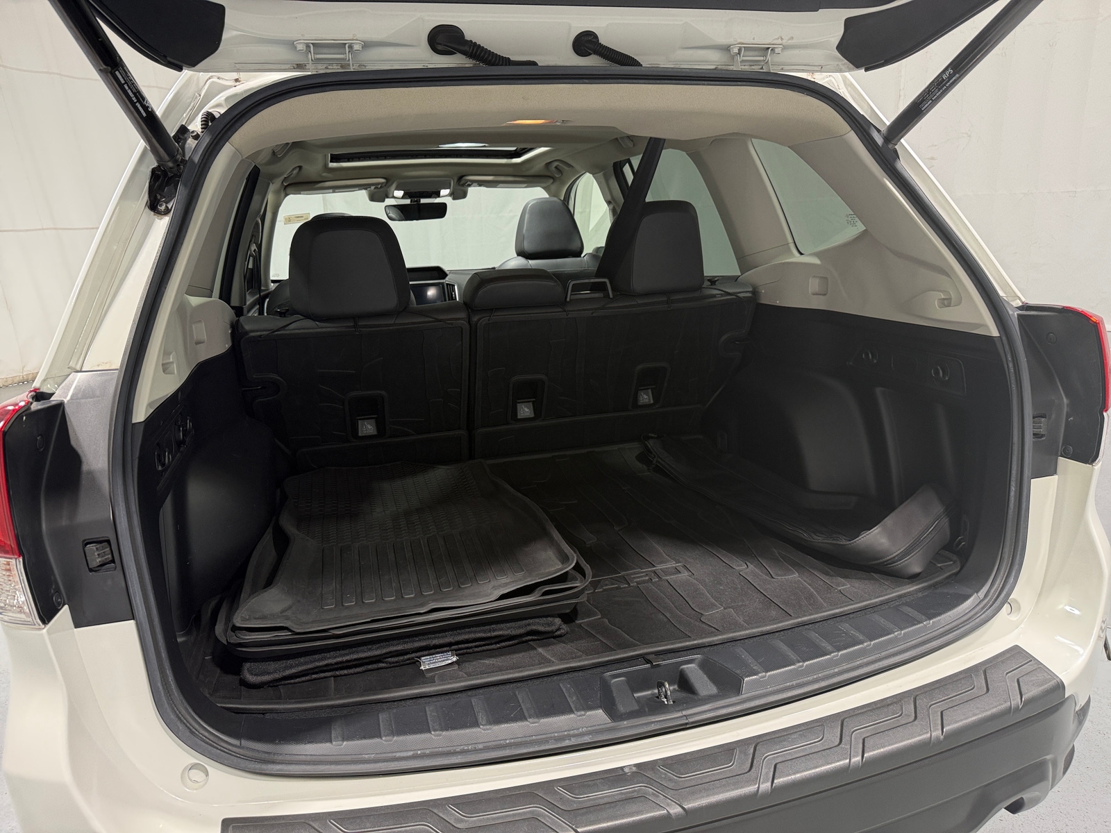 Thumbnail: 2019 Subaru Forester - 6