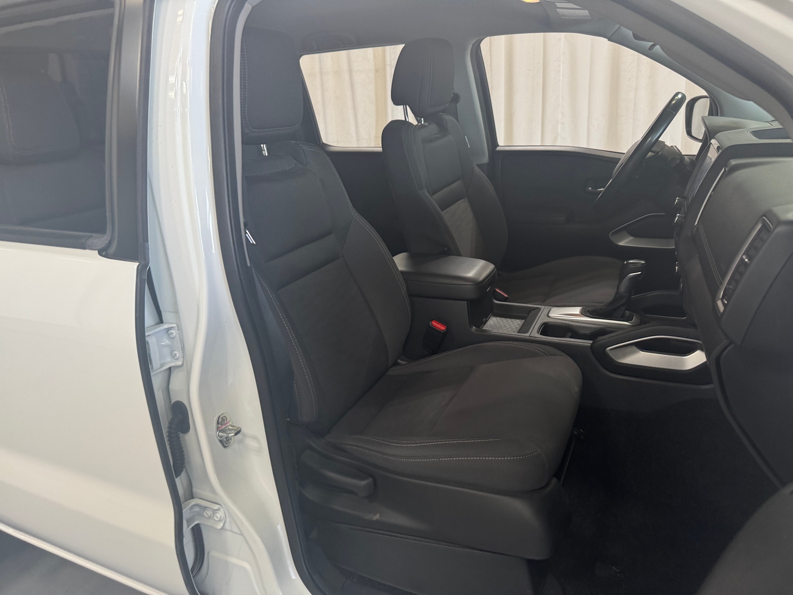 Thumbnail: 2024 Nissan Frontier - 2