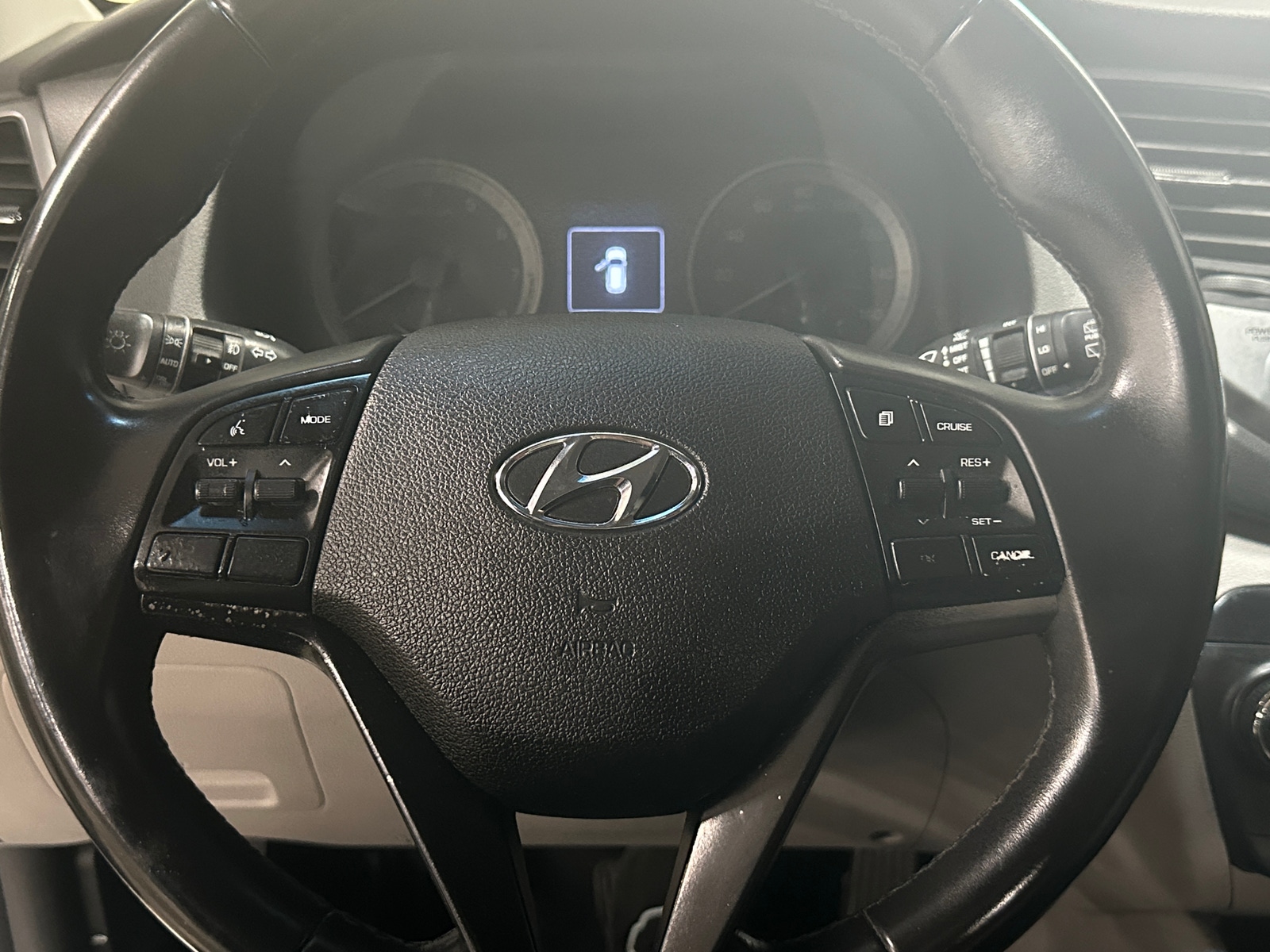 Thumbnail: 2018 Hyundai Tucson - 5