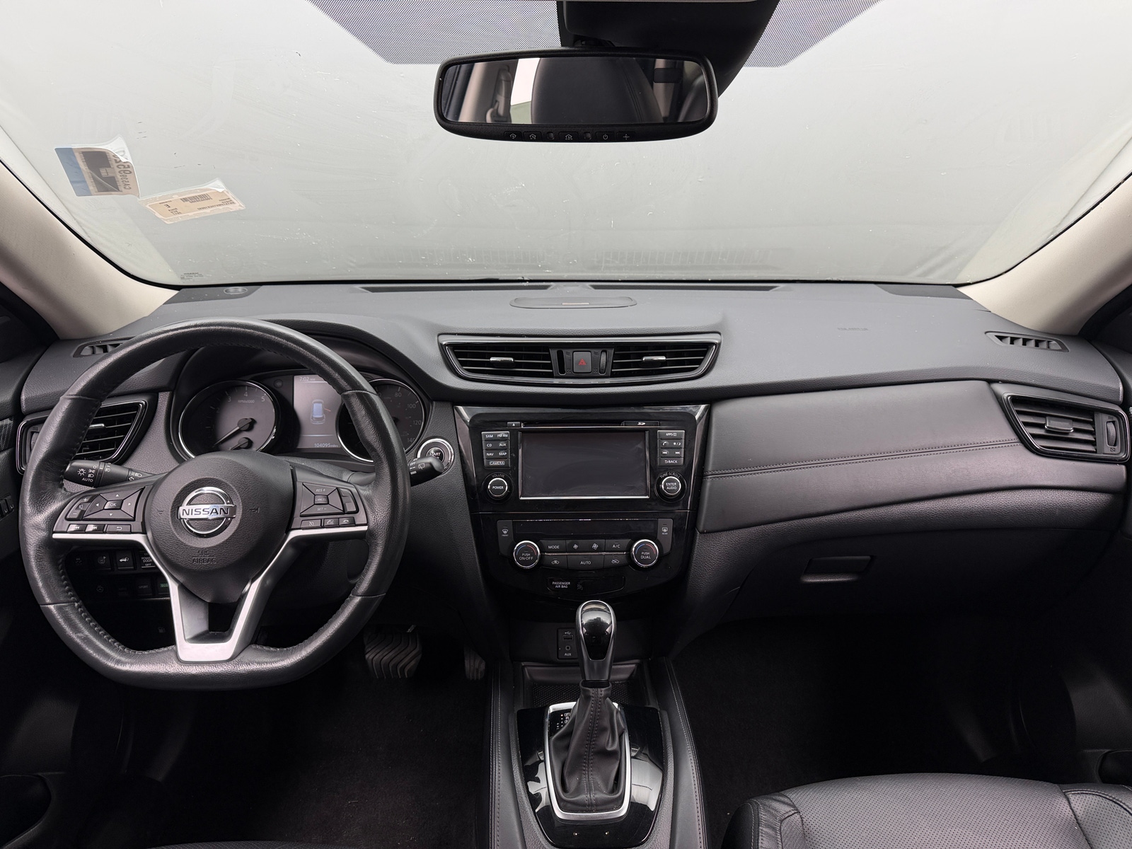 Thumbnail: 2017 Nissan Rogue - 2