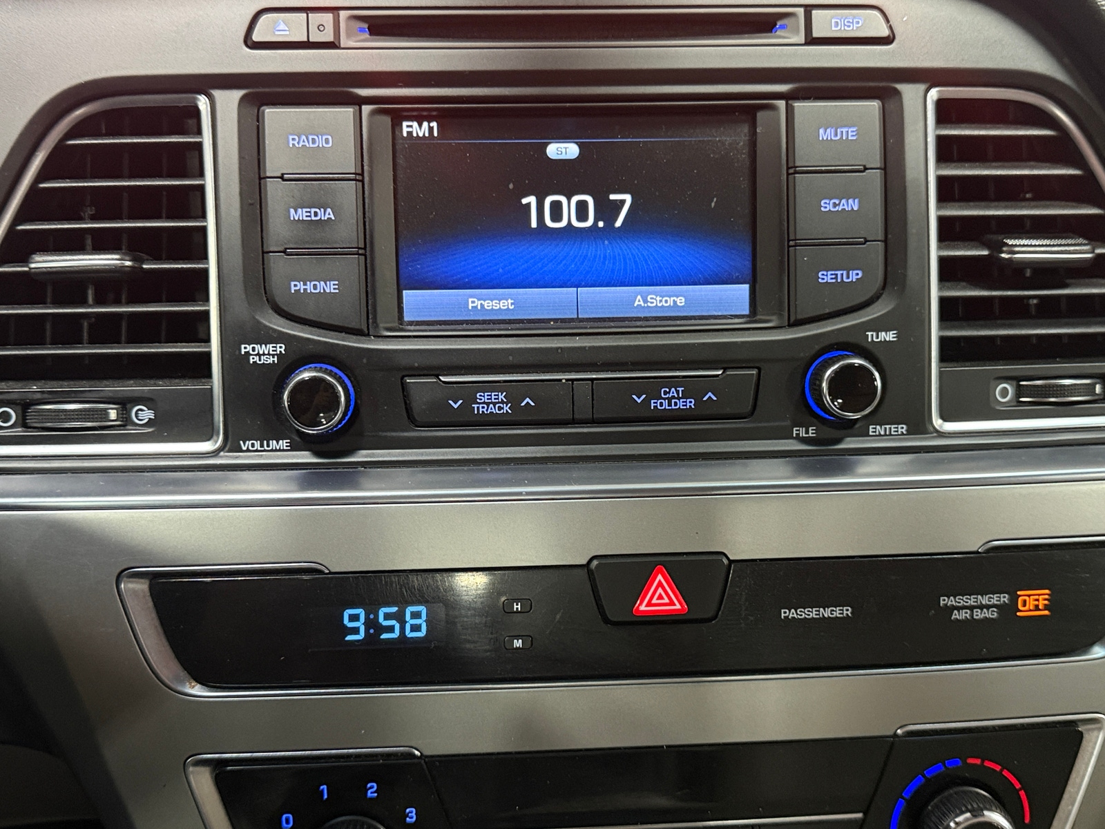 Thumbnail: 2015 Hyundai Sonata - 4