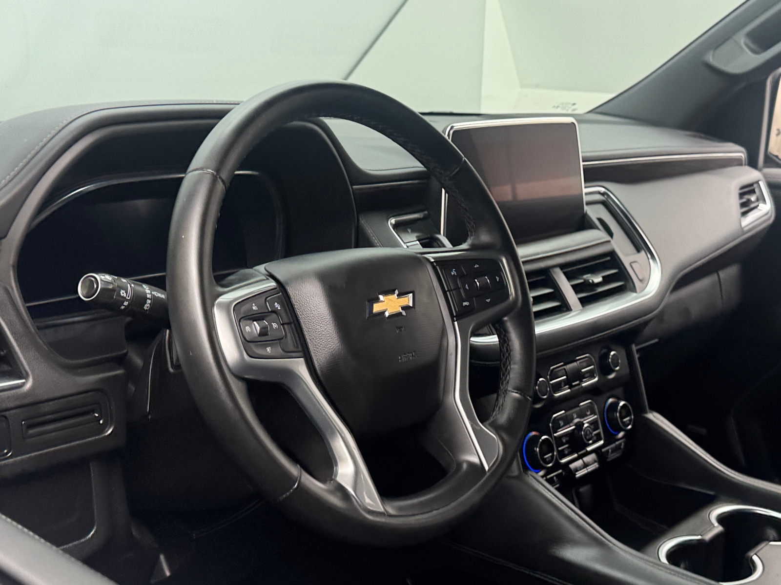 Thumbnail: 2024 Chevrolet Suburban - 4