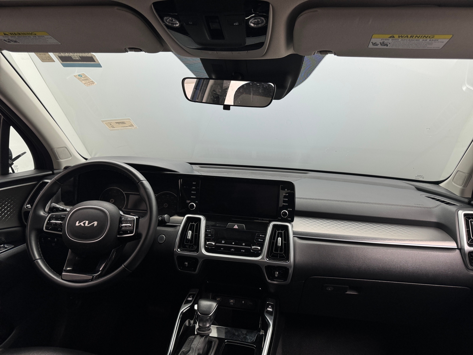 Thumbnail: 2022 Kia Sorento - 2