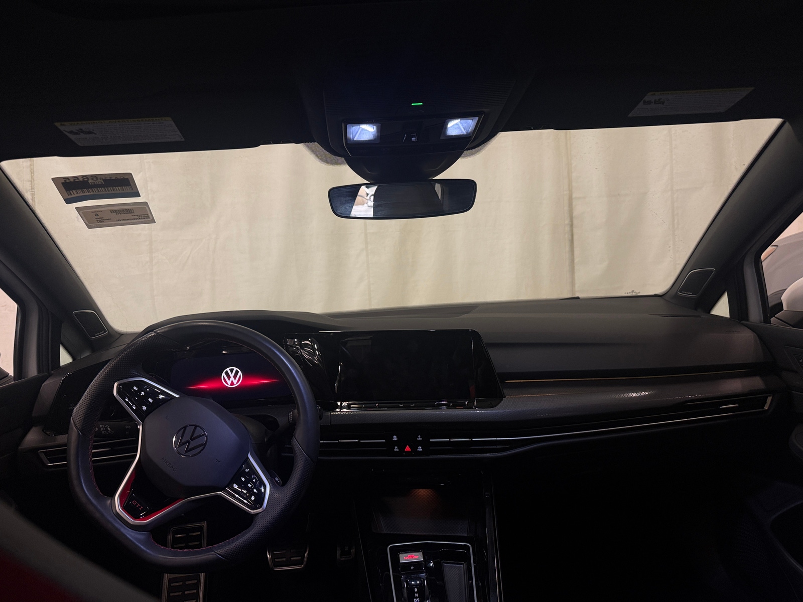 Thumbnail: 2024 Volkswagen Golf - 2