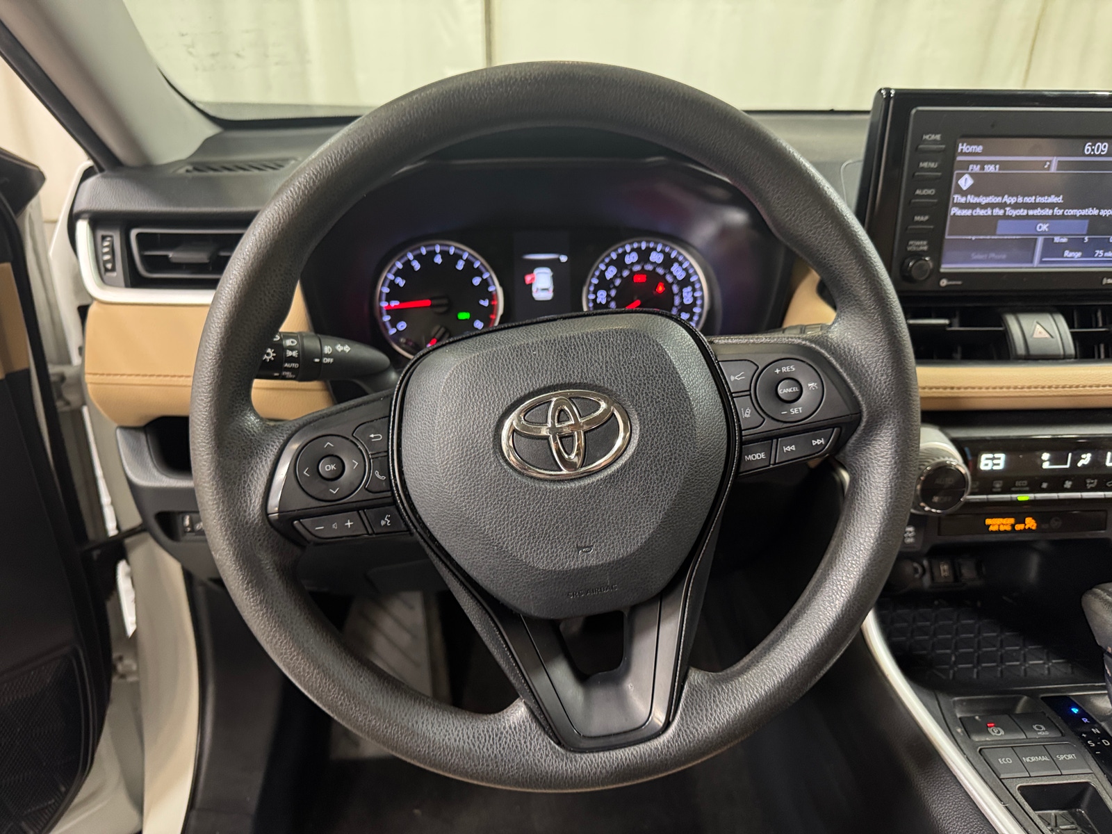 Thumbnail: 2020 Toyota RAV4 - 5