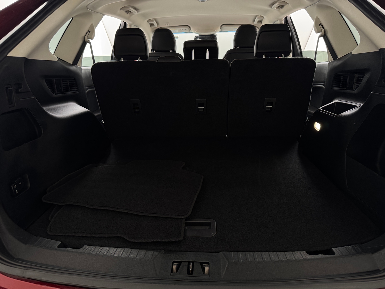 Thumbnail: 2019 Ford Edge - 6