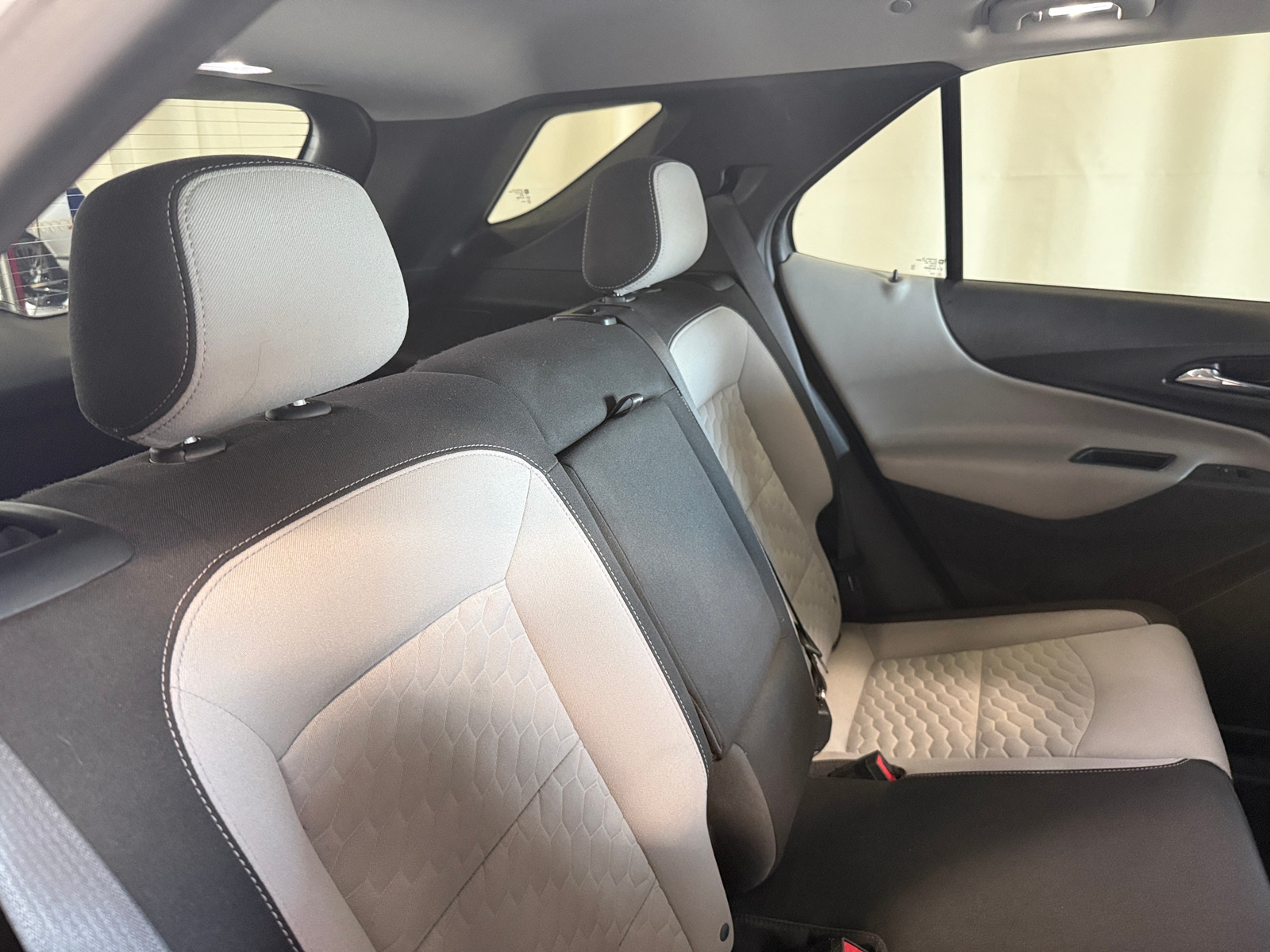 Thumbnail: 2021 Chevrolet Equinox - 6