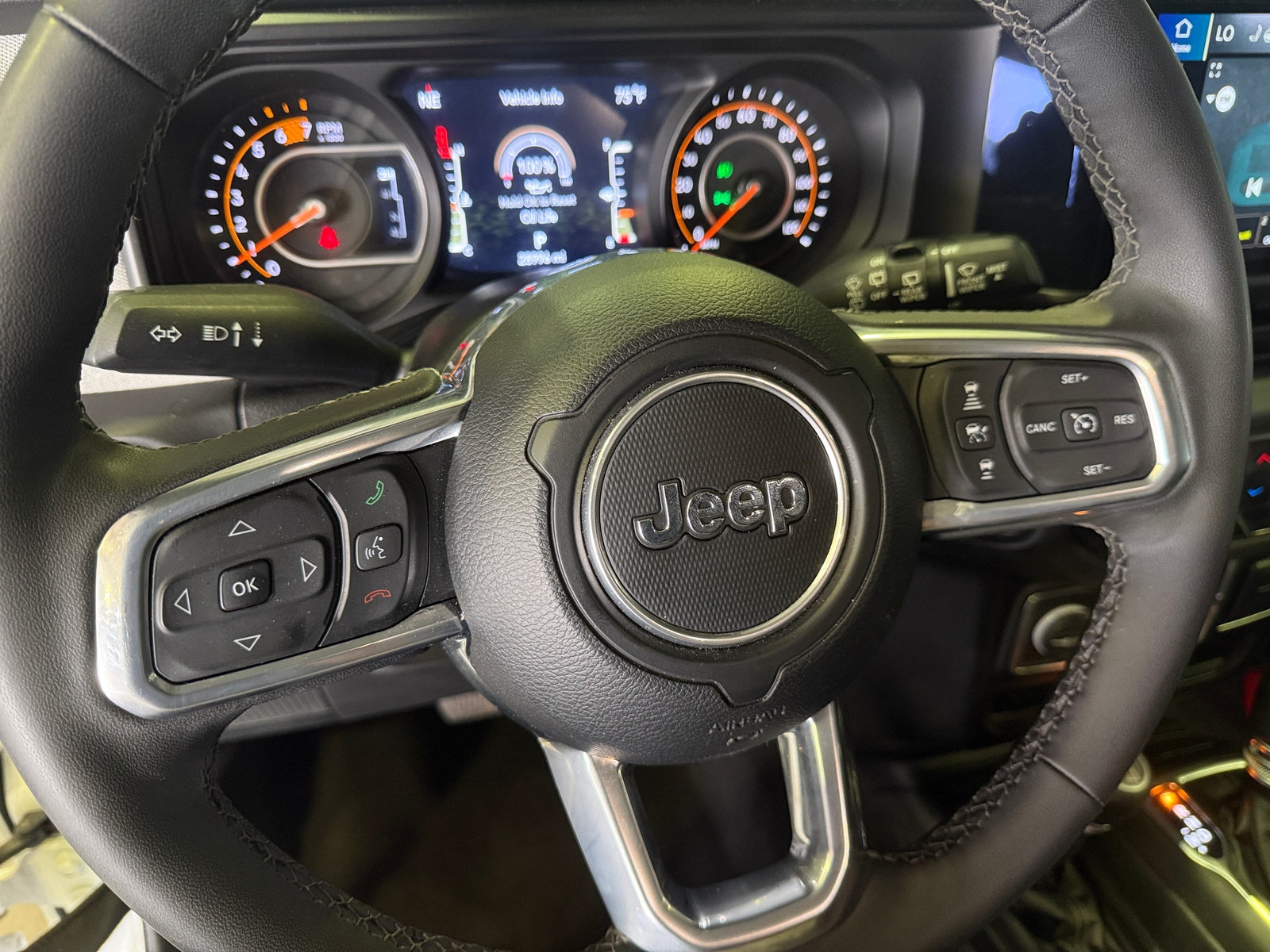 Thumbnail: 2025 Jeep Wrangler - 5