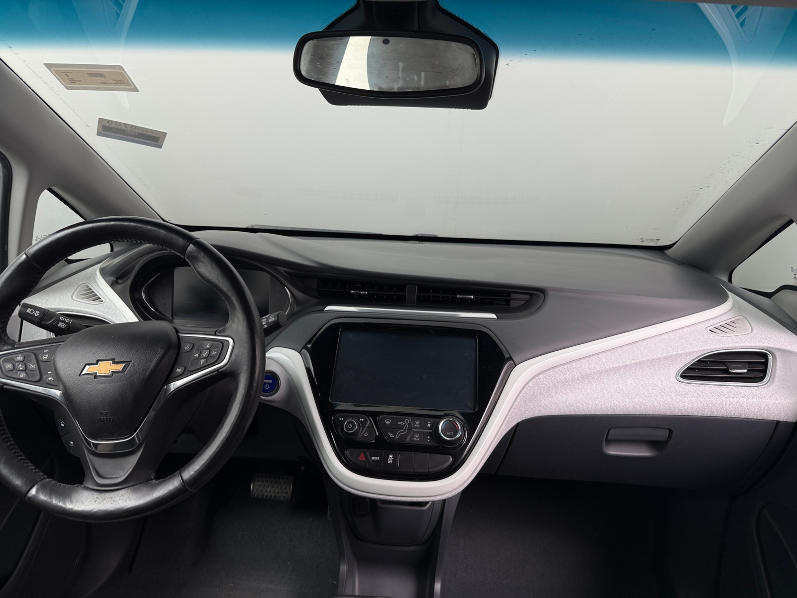 Thumbnail: 2020 Chevrolet Bolt EV - 3