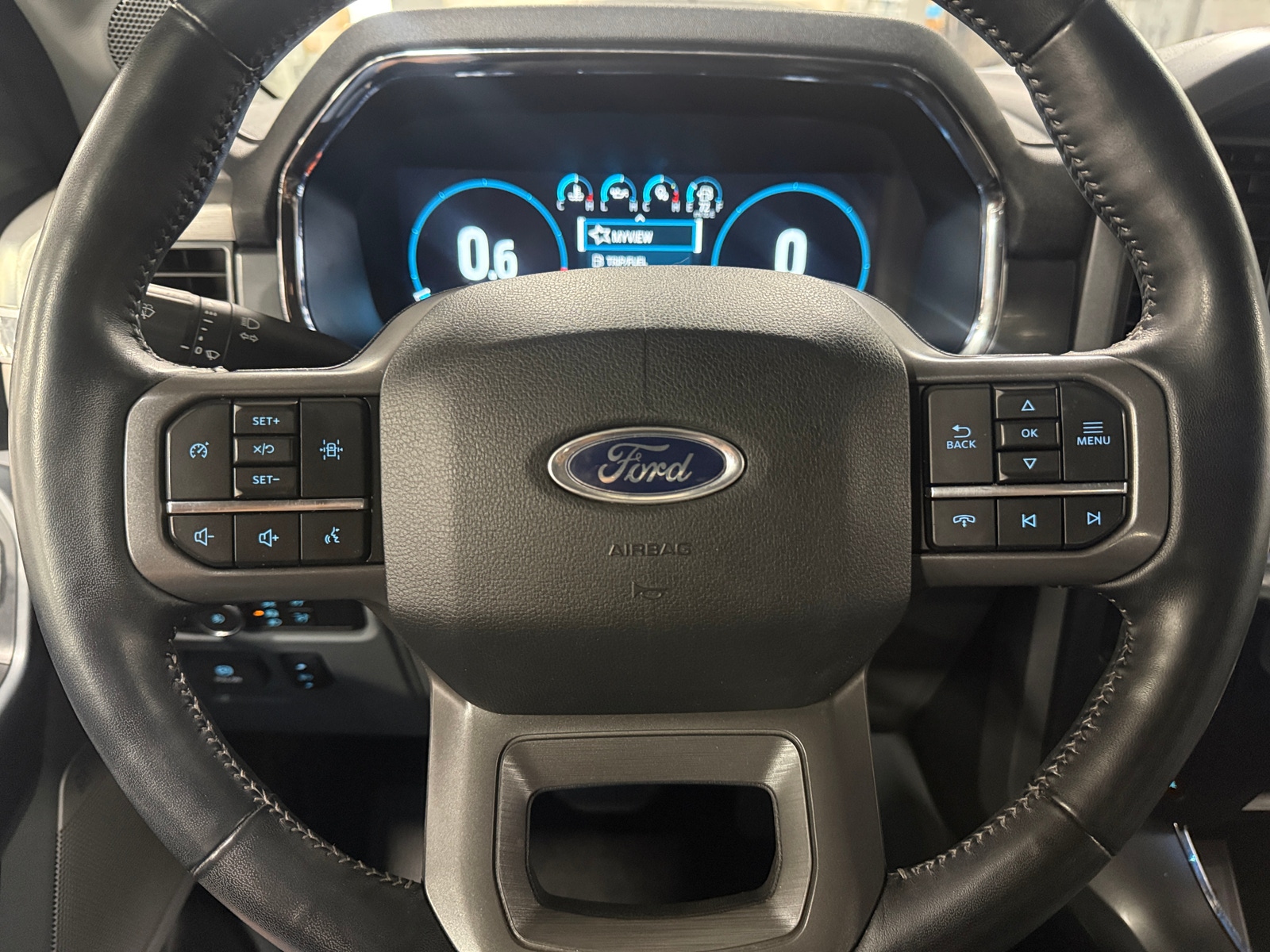 Thumbnail: 2022 Ford Econoline - 4