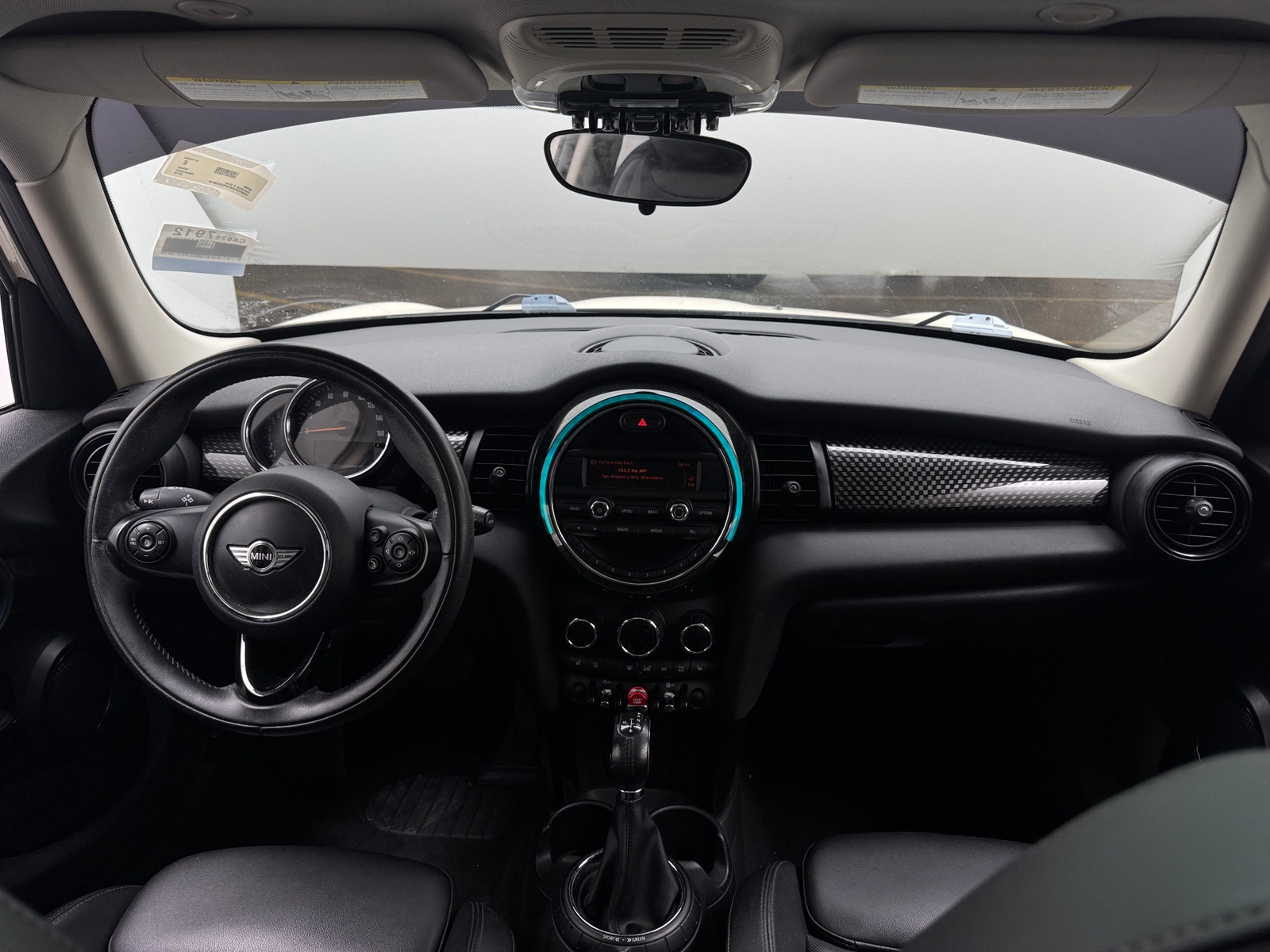 Thumbnail: 2016 MINI Cooper Hardtop - 2