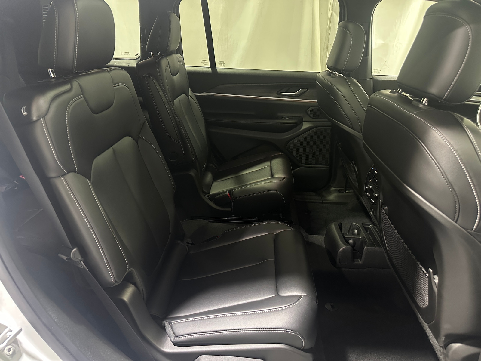 Thumbnail: 2026 Jeep Grand Cherokee L - 5
