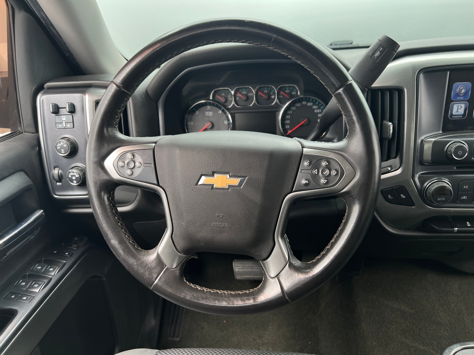 Thumbnail: 2015 Chevrolet Silverado 1500 - 5