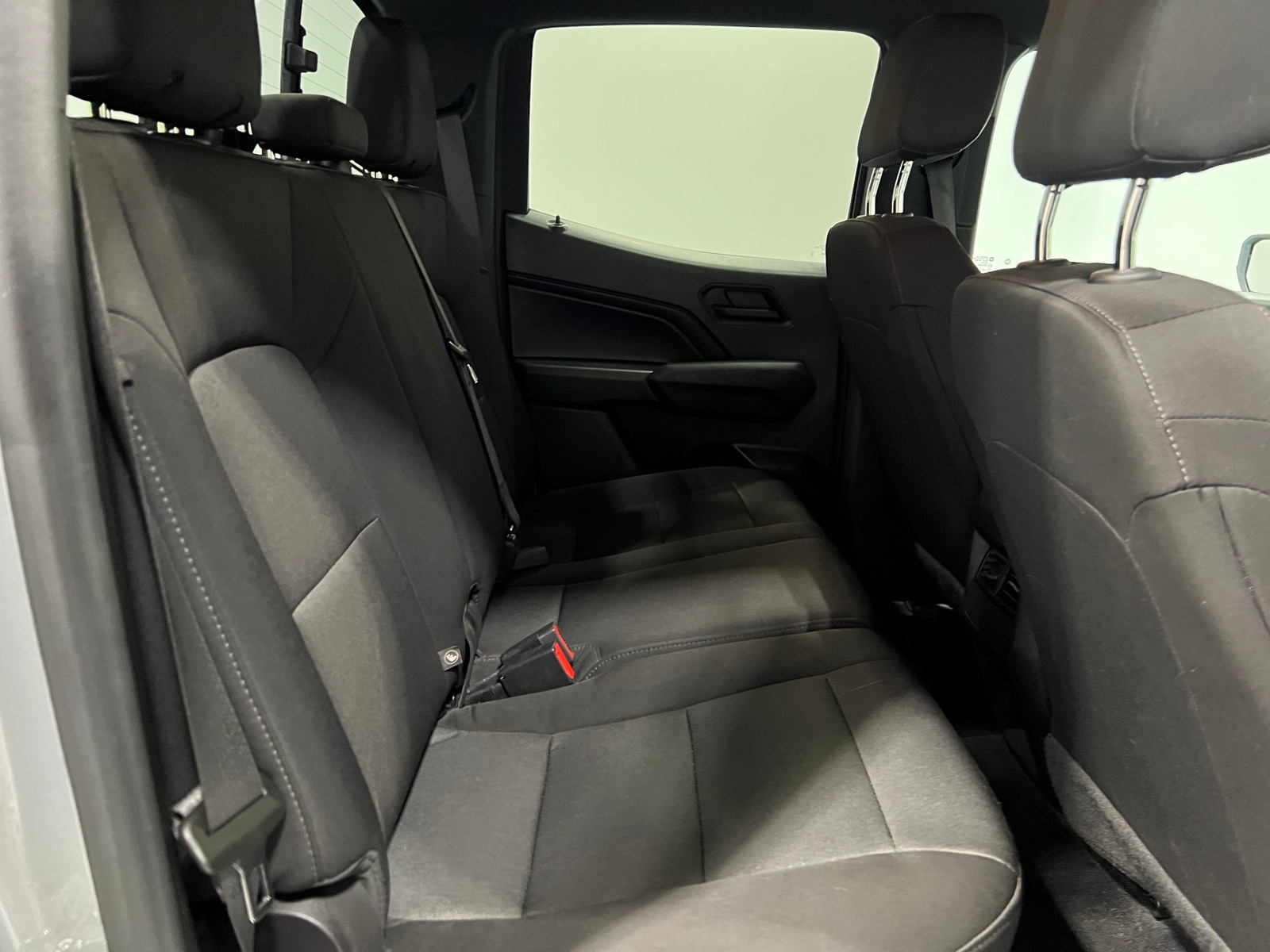 Thumbnail: 2023 Chevrolet Colorado - 6