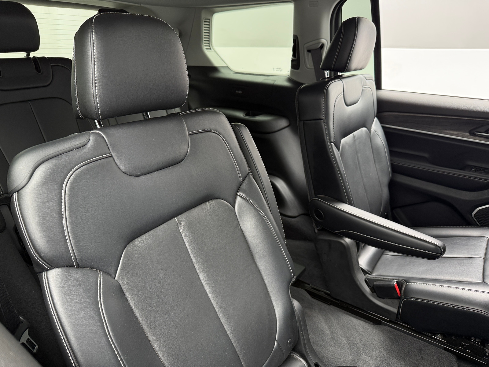 Thumbnail: 2021 Jeep Grand Cherokee L - 5