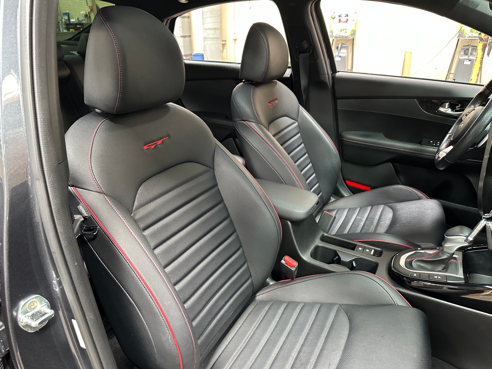 Thumbnail: 2023 Kia Forte - 2