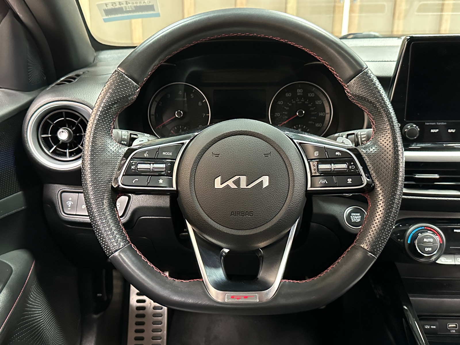 Thumbnail: 2023 Kia Forte - 5