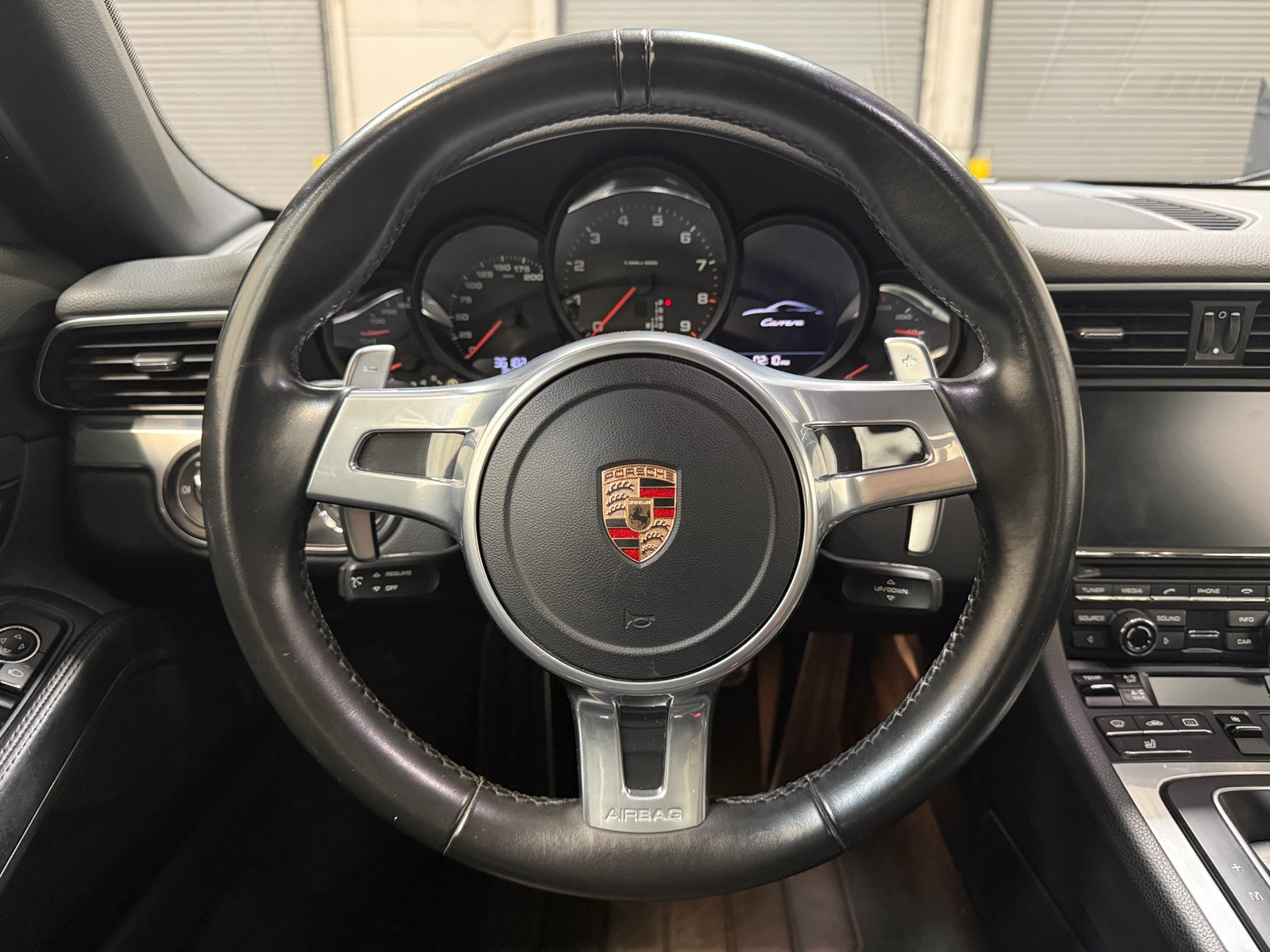 Thumbnail: 2015 Porsche 911 - 4