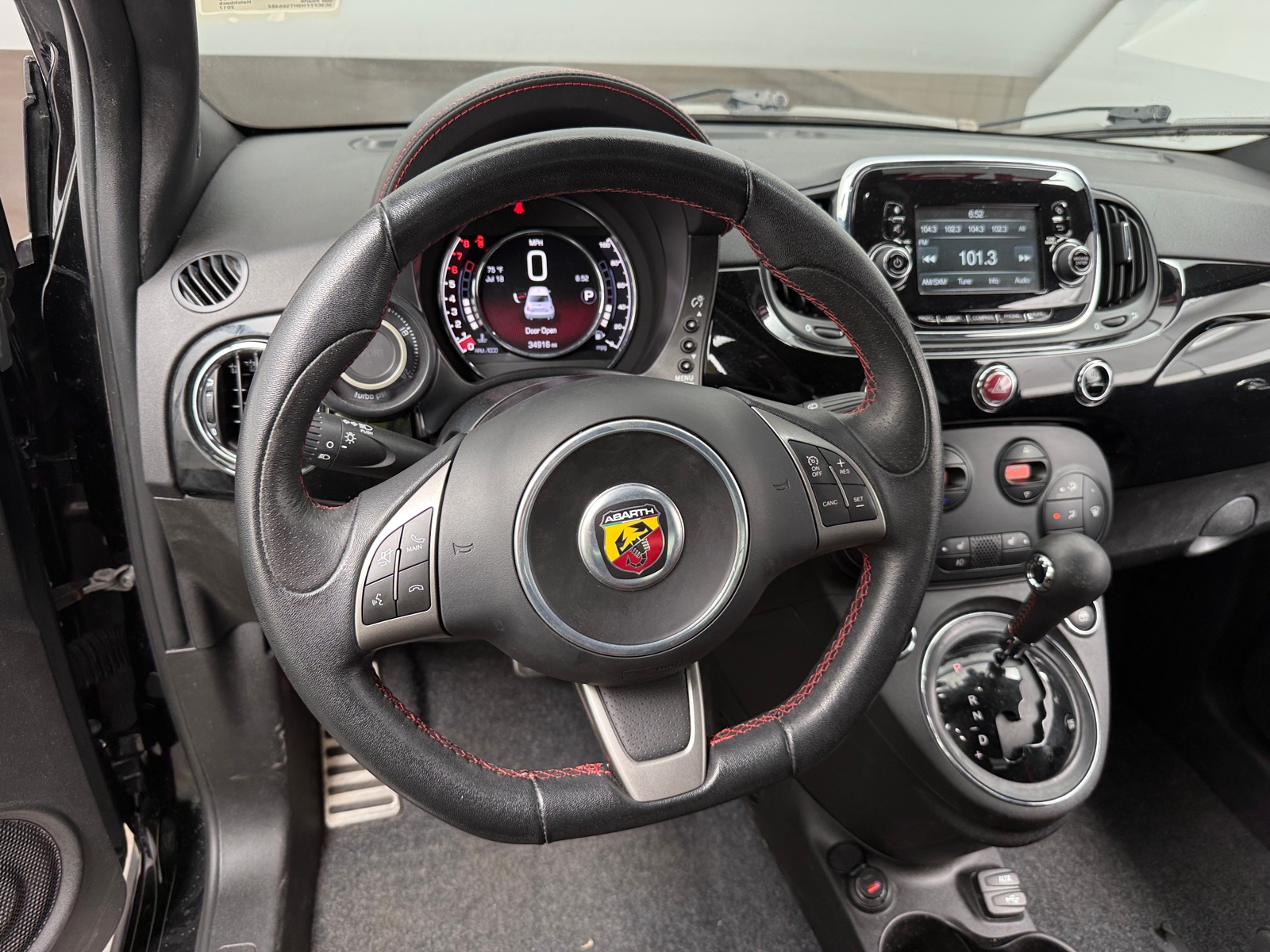 Thumbnail: 2017 Fiat 500 - 5