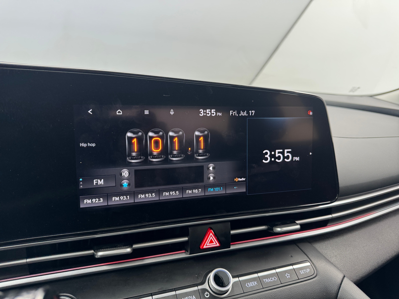 Thumbnail: 2021 Hyundai Elantra - 3