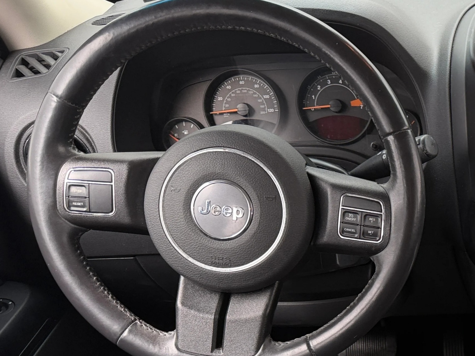 Thumbnail: 2017 Jeep Patriot - 4