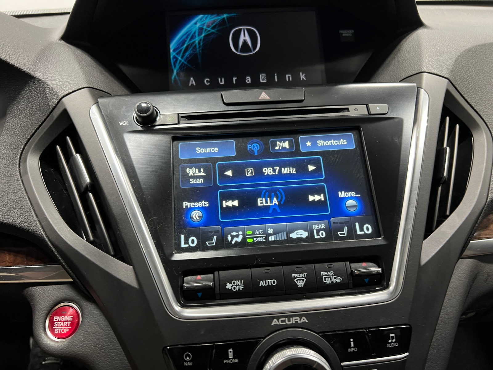 Thumbnail: 2017 Acura MDX - 3