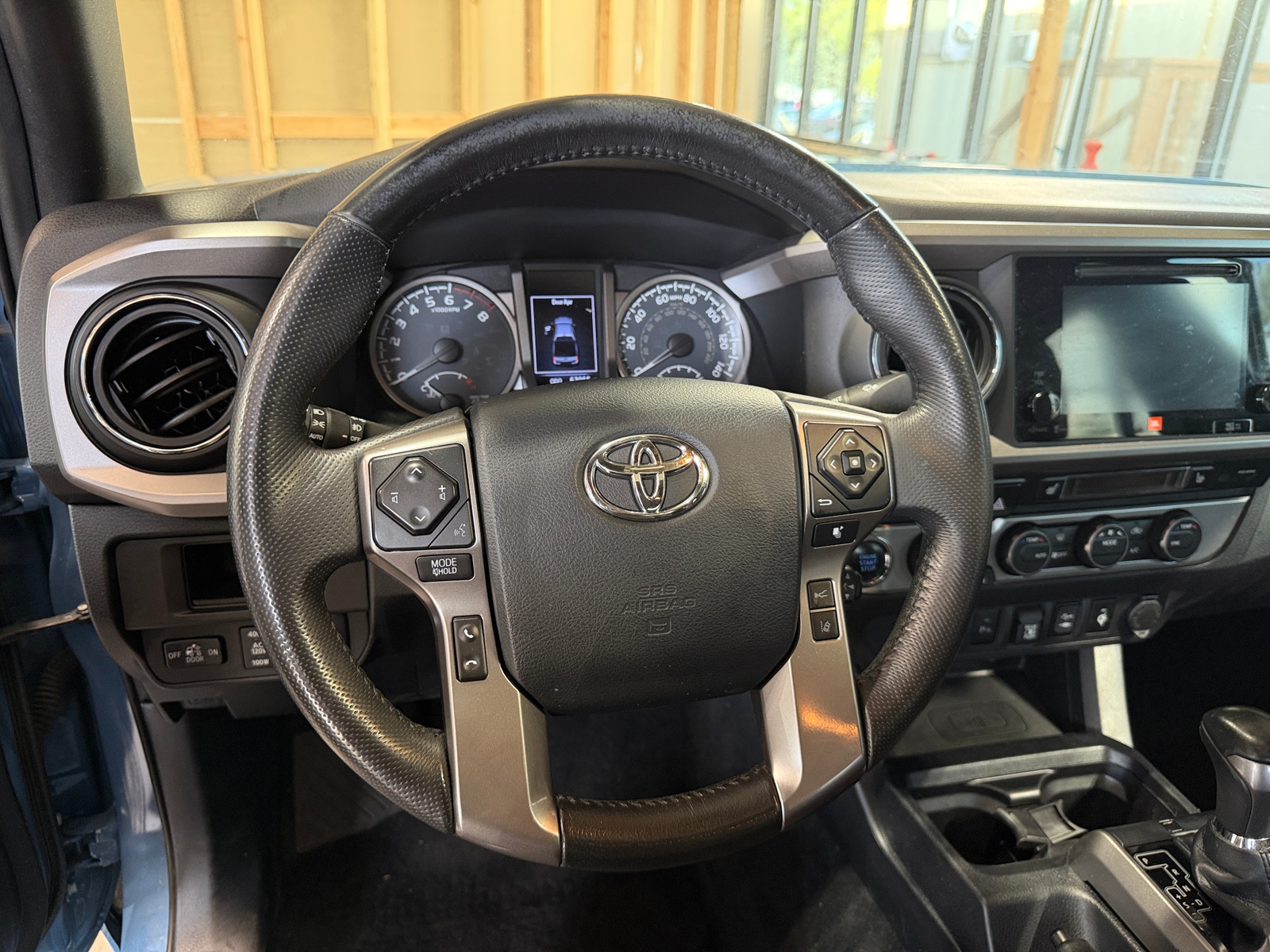 Thumbnail: 2019 Toyota Tacoma - 4