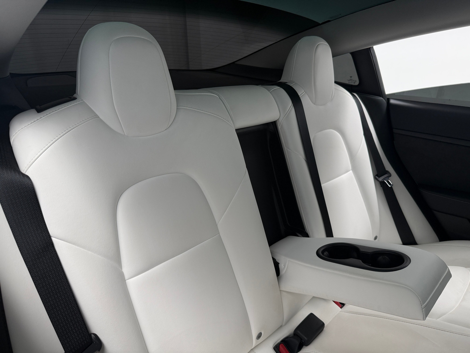 Thumbnail: 2022 Tesla Model 3 - 5